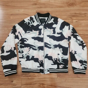 NWT Sanctuary Lightweight Bomber Camo Jacket size LARGE
